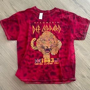 NWT DEF LEPPARD T-SHIRT MENS SIZE LARGE HANDMADE